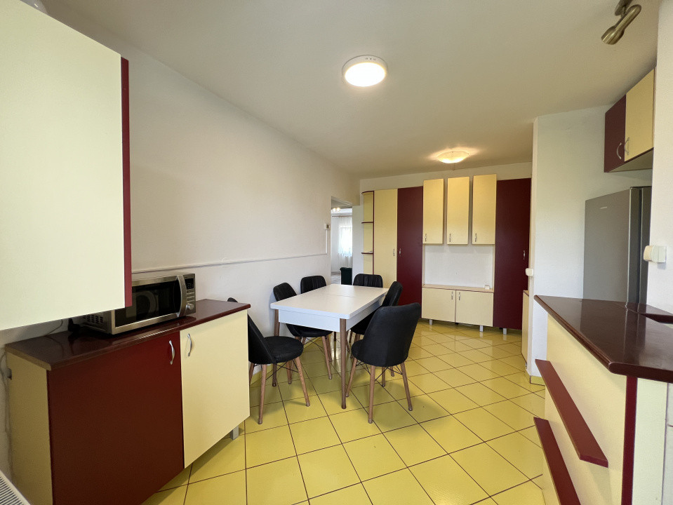 2 camere ,decomandat, 53 mp,  terasa, zona str.Tasnad, Manastur