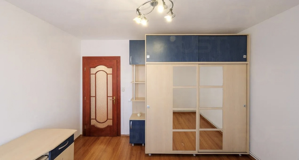 3 camere , 70 mp, parcare, zona str. Constantin Brancusi, Gheorgheni