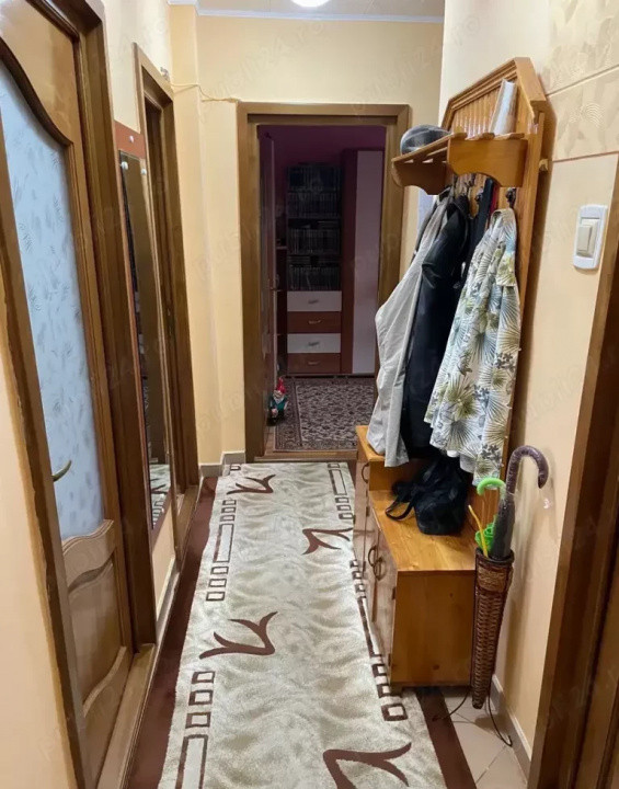 3 camere ,decomandat, 63 mp,  balcon, zona  Gheorgheni