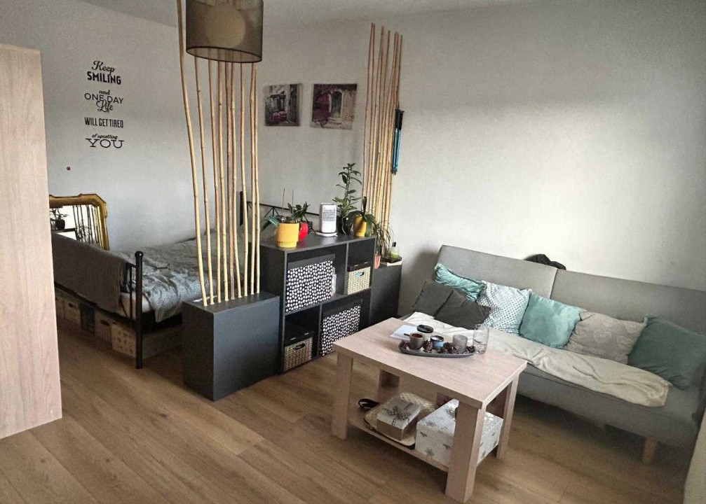 1 camera ,decomandat, 38 mp,  terasa, zona str.Bucuresti , Marasti