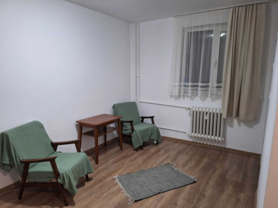 2 camere ,25 mp, zona str.Busteni, Gheorgheni