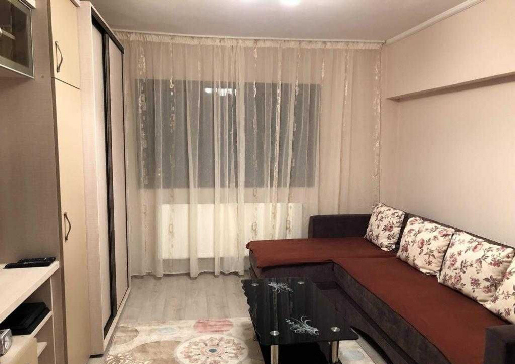 2 camere ,decomandat, 51 mp, 5 mp balcon, zona str.Aurel Vlaicu, Marasti