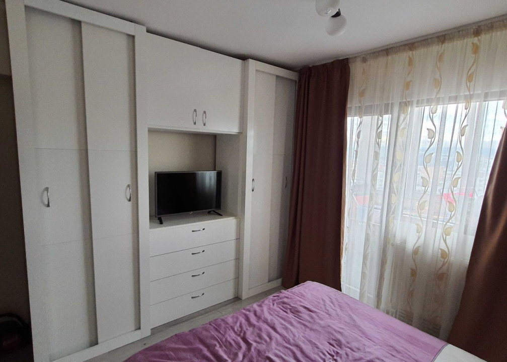 2 camere ,decomandat, 51 mp, 5 mp balcon, zona str.Aurel Vlaicu, Marasti