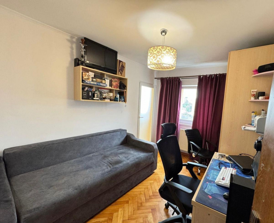 3 camere ,decomandat, 65 mp, balcon, zona str. Dambovitei, Marasti