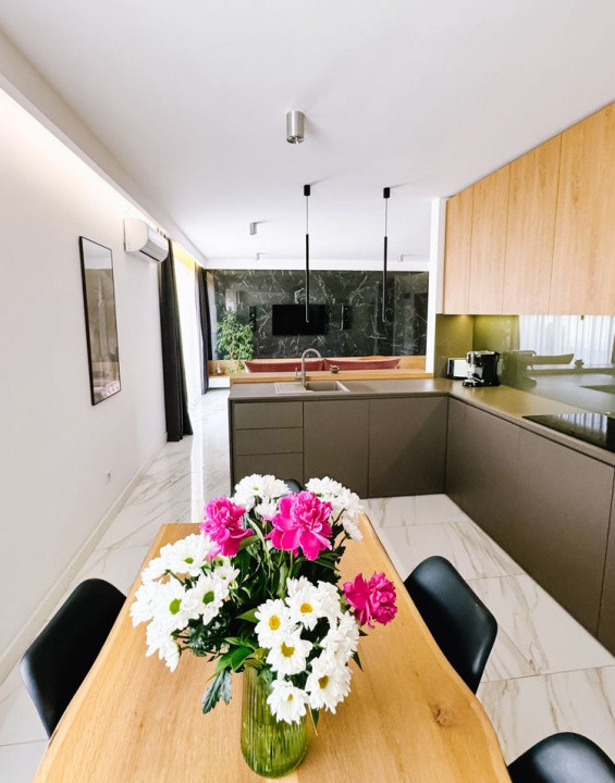 2 camere, LUX,  58 mp,  terasa, zona str.Tarnavelor, Intre Lacuri