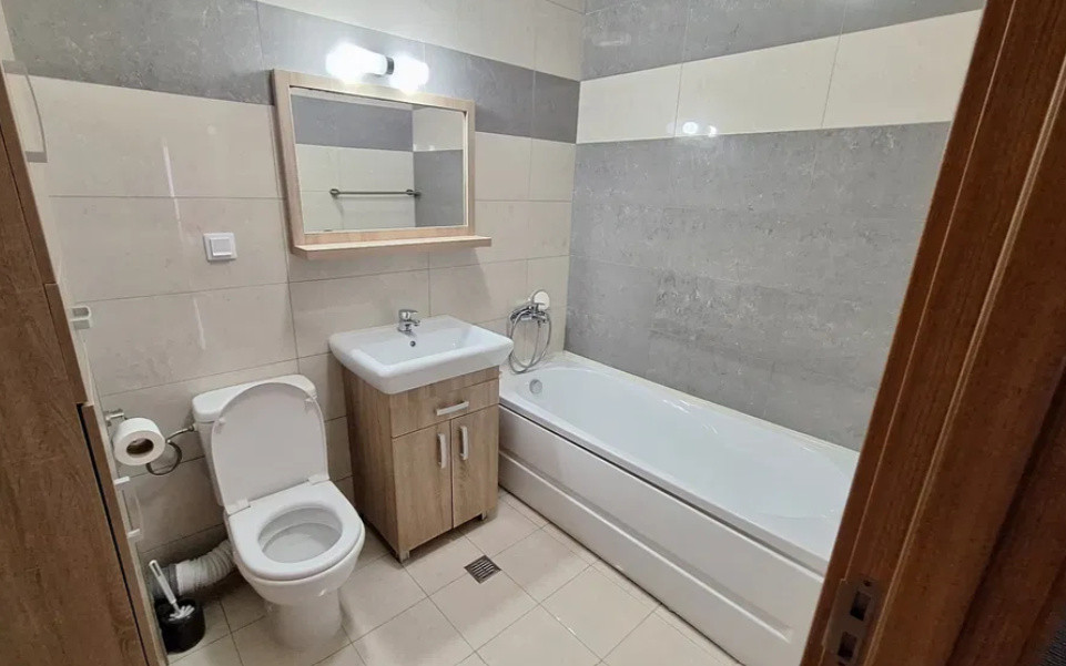 3 camere , 65 mp,  terasa, zona str.Teodor Mihali, Marasti
