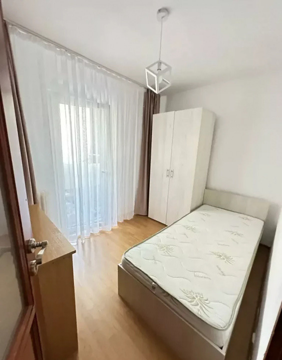 4 camere ,decomandat, 80 mp, zona str.Molnar Piuariu, Marasti