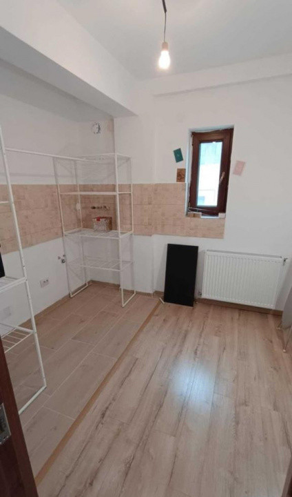3 camere, 98 mp,  2 balcoane, zona str. Antonio Gaudi, Buna-Ziua