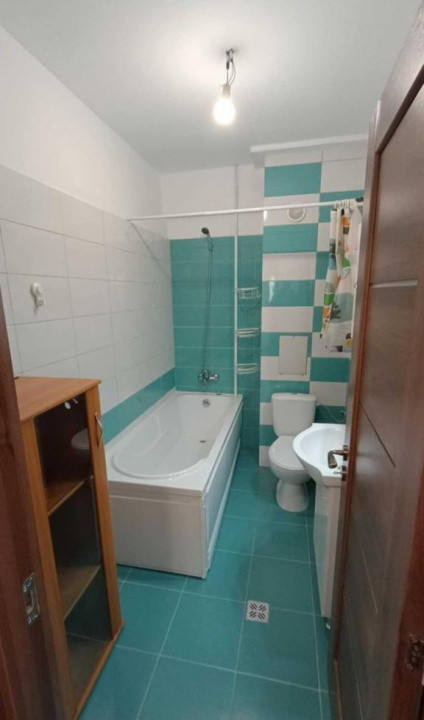 3 camere, 98 mp,  2 balcoane, zona str. Antonio Gaudi, Buna-Ziua