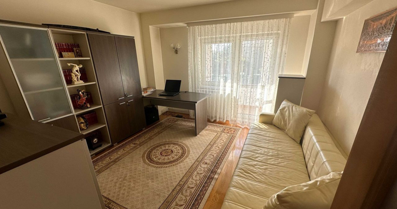 2 camere, decomandat, 65 mp, balcon , zona str.Dorobantilor, Marasti