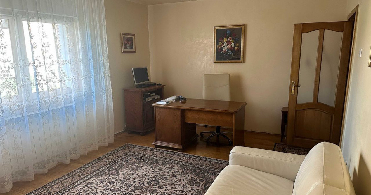 2 camere, decomandat, 65 mp, balcon , zona str.Dorobantilor, Marasti