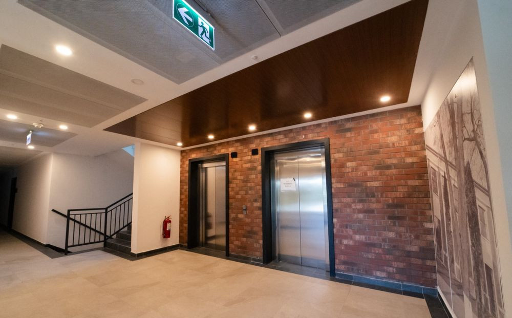 2 camere ,LUX, parcare, 66 mp, , zona str.Garii, Iris
