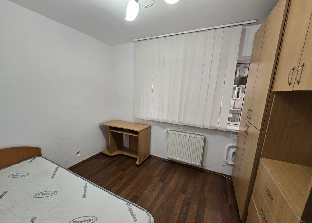 4 camere, 80 mp,  balcon, zona str. Strada Fantanele, Grigorescu