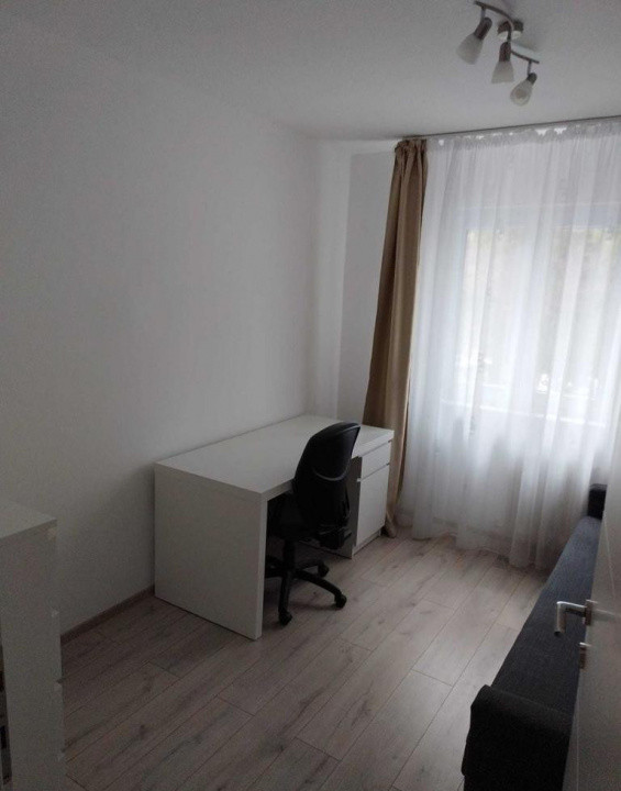 3 camere ,65 mp,  balcon, zona Calea Floresti, Manastur