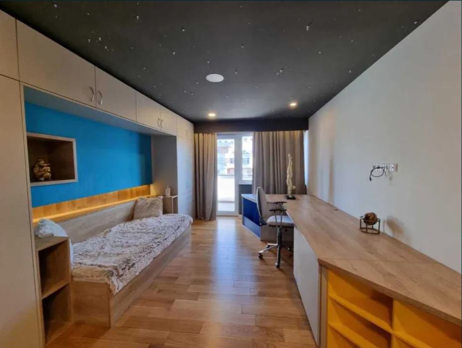 3 camere, 90 mp,  terasa, zona str.Calea Manastur , Semicentral