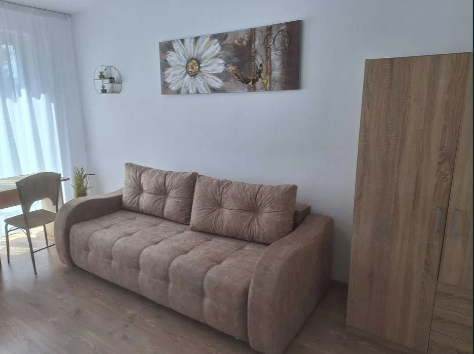 3 camere ,decomandat, 70 mp, zona str. A. V. Voevod, Gheorgheni