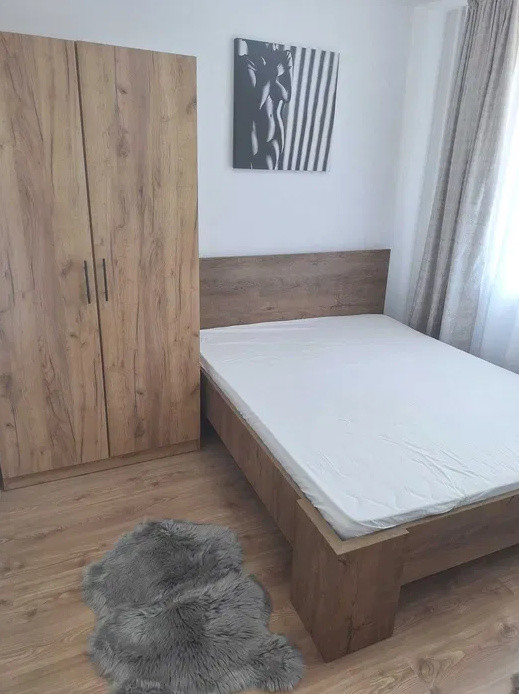 3 camere ,decomandat, 70 mp, zona str. A. V. Voevod, Gheorgheni