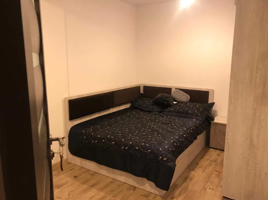 3 camere , 60 mp,  terasa, parcare, zona str. Calea Turzii