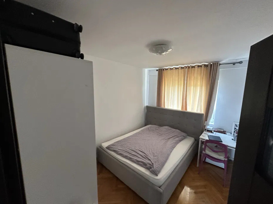 3 camere ,decomandat, 65 mp,  2 balcoane, zona str. Louis Pasteur, Zorilor