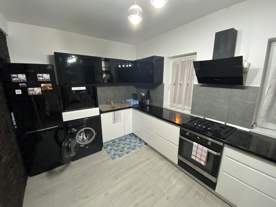 3 camere 105mp mobilat/utilat cartier Central Zona NTT Data lux