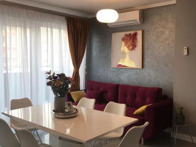 3 camere ,LUX, 85 mp,  terasa, parcare, zona str. Calea manastur, Semicentral