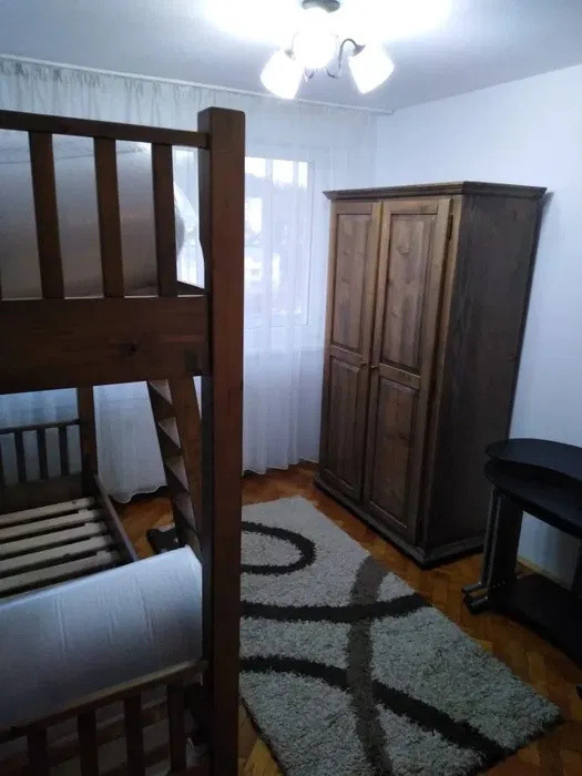 3 camere ,60 mp, balcon, zona str.Aleea vlahuta, Grigorescu