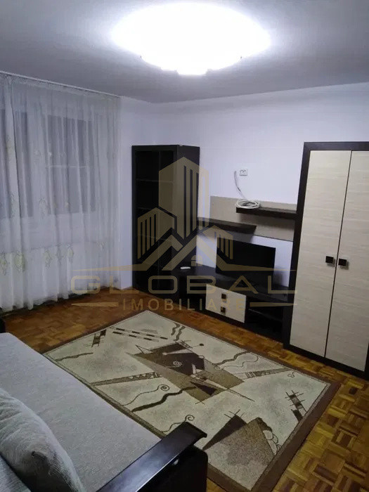 3 camere ,60 mp, balcon, zona str.Aleea vlahuta, Grigorescu