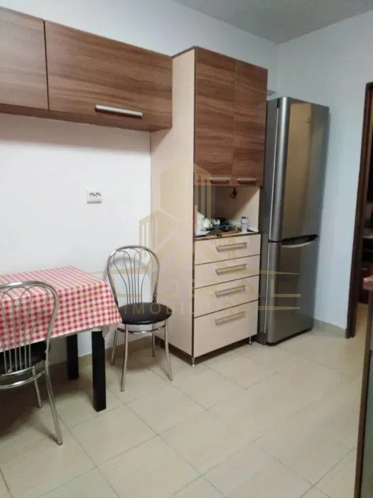 3 camere ,60 mp, balcon, zona str.Aleea vlahuta, Grigorescu