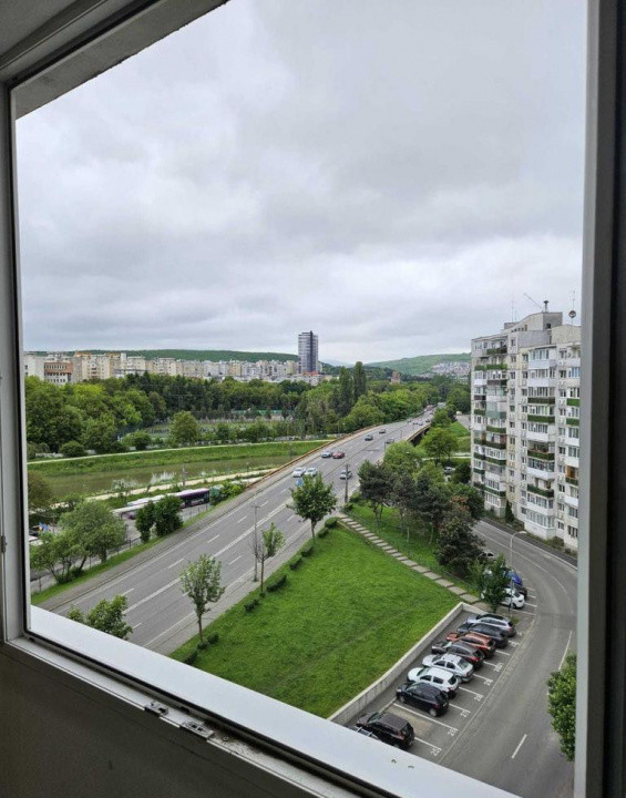 3 camere ,64 mp, 2 balcoane zona str.Fantanele, Grigorescu