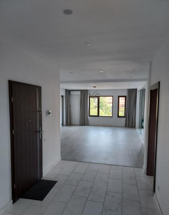 4 camere , 150 mp,  terasa, zona str.Titulescu Gheorgheni