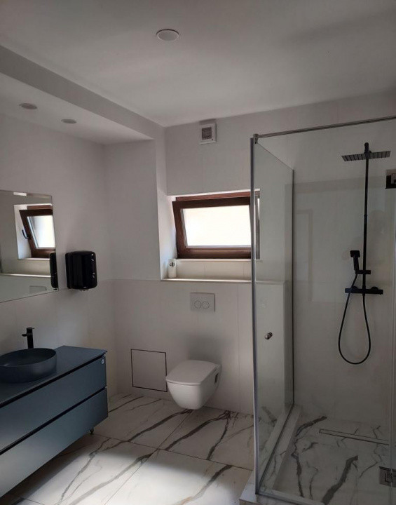 4 camere , 150 mp,  terasa, zona str.Titulescu Gheorgheni