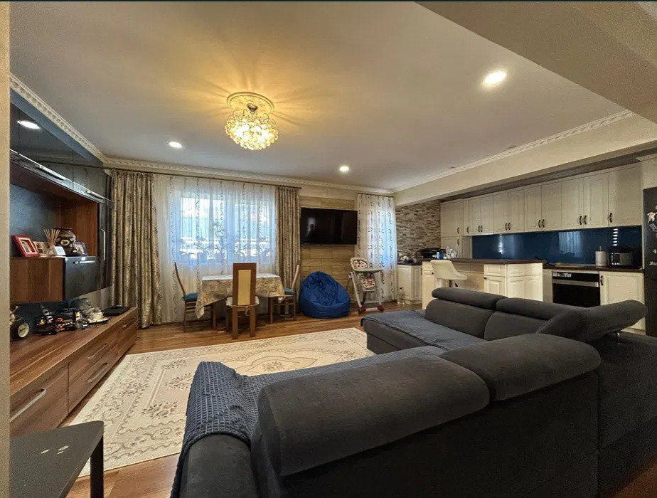 4 camere,  100 mp, , zona str. Oasului, Iris