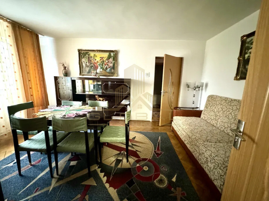 3 camere ,decomandat, 64 mp,  balcon, zona Grigorescu