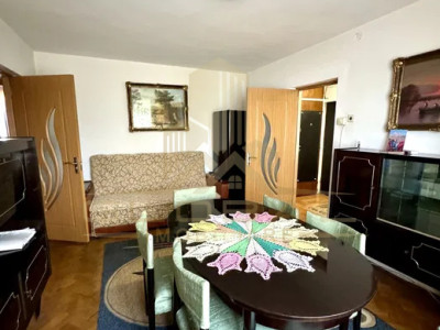 3 camere ,decomandat, 64 mp,  balcon, zona Grigorescu