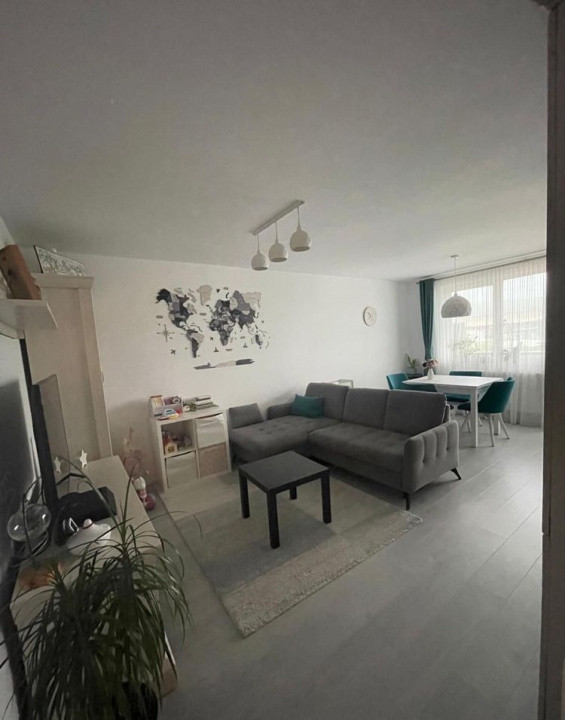 3 camere, 72 mp,  terasa, zona str.Rodnei, Marasti