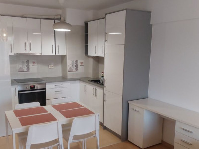 2 camere ,43 mp,  terasa, zona Viva City, Gheorgheni