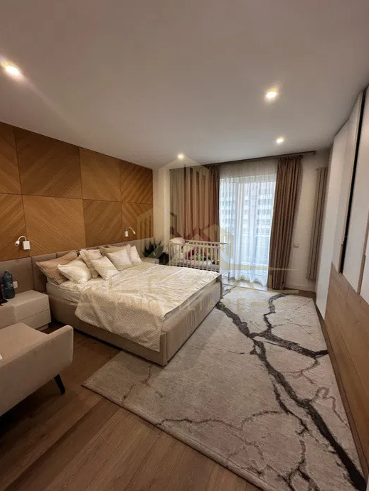 5 camere,  210 mp,  terasa 260 mp, 2 parcari, zona str. Buna Ziua, Buna-Ziua