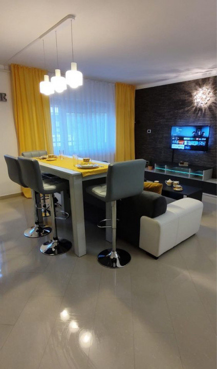 Apartament de inchiriat cu 3 camere cartier Manastur