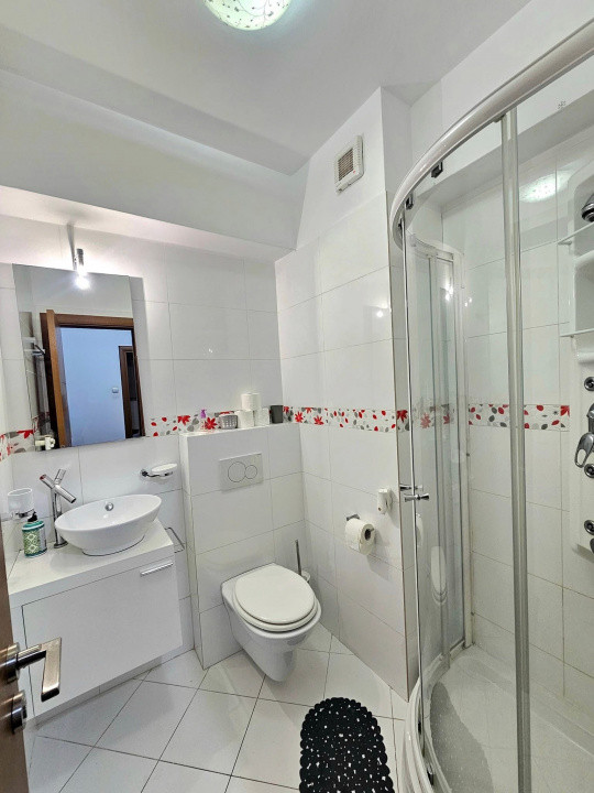 3 camere ,70 mp, 40mp. terasa, zona Buna ZIua