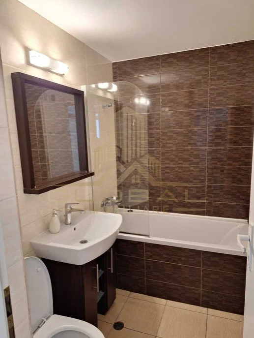 4 camere, decomandat, 79 mp,  2 bai, parcare, zona str.Jupiter, Zorilor