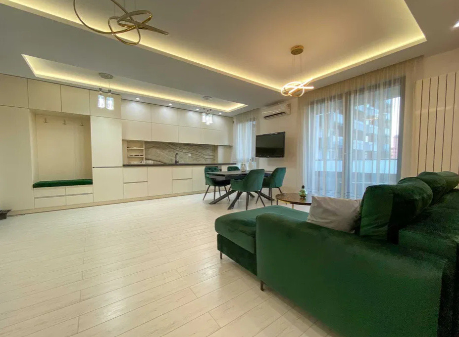 3 camere, lux, 67 mp, 2 bai,  terasa, zona Park lake, Intre Lacuri