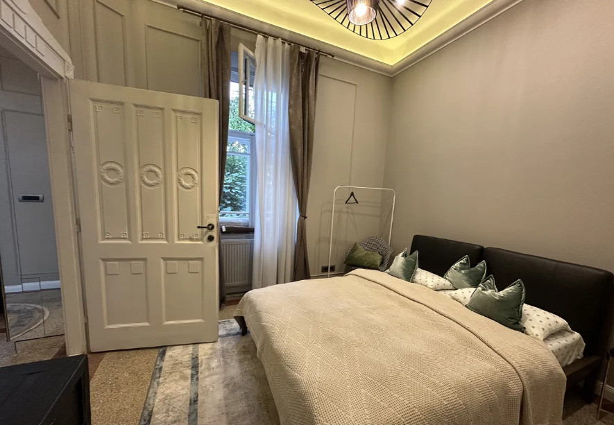 3 camere , LUX, Art Deco, 77 mp, cladire istorica , zona str.Traian, Centru