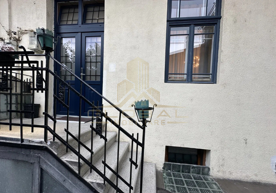 3 camere , LUX, Art Deco, 77 mp, cladire istorica , zona str.Traian, Centru