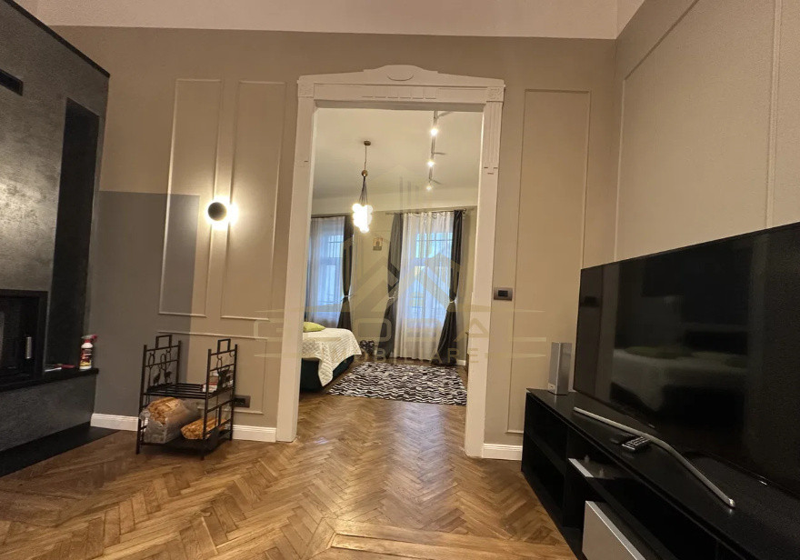 3 camere , LUX, Art Deco, 77 mp, cladire istorica , zona str.Traian, Centru