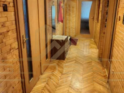 3 camere, decomandat, 72 mp,  2 balcoane, 2 bai, zona str.Aurel Vlaicu, Marasti