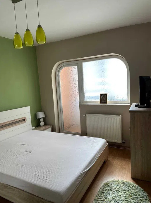 2 camere ,decomandat, 66 mp,  2 balcoane, zona Piata Marasti, Marasti