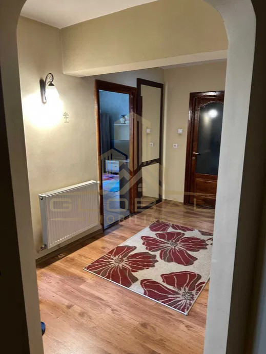 2 camere ,decomandat, 66 mp,  2 balcoane, zona Piata Marasti, Marasti