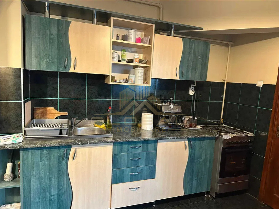 2 camere ,decomandat, 66 mp,  2 balcoane, zona Piata Marasti, Marasti