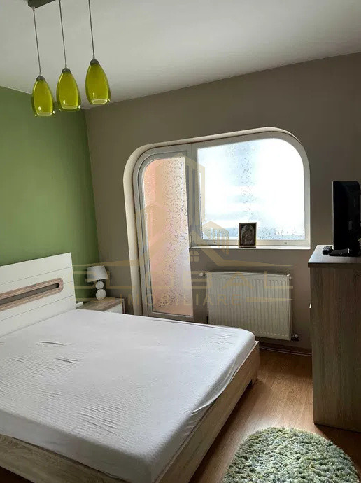 2 camere ,decomandat, 66 mp,  2 balcoane, zona Piata Marasti, Marasti