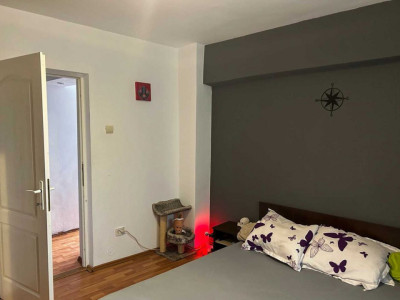 2 camere ,decomandat, 50 mp,  terasa, zona str.Tulcea, Intre Lacuri